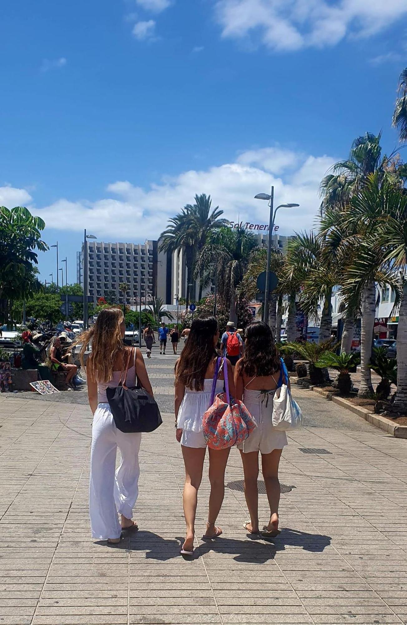 Wonderful White Appartament In Las Tortugas Playa de las Americas  Ruang foto
